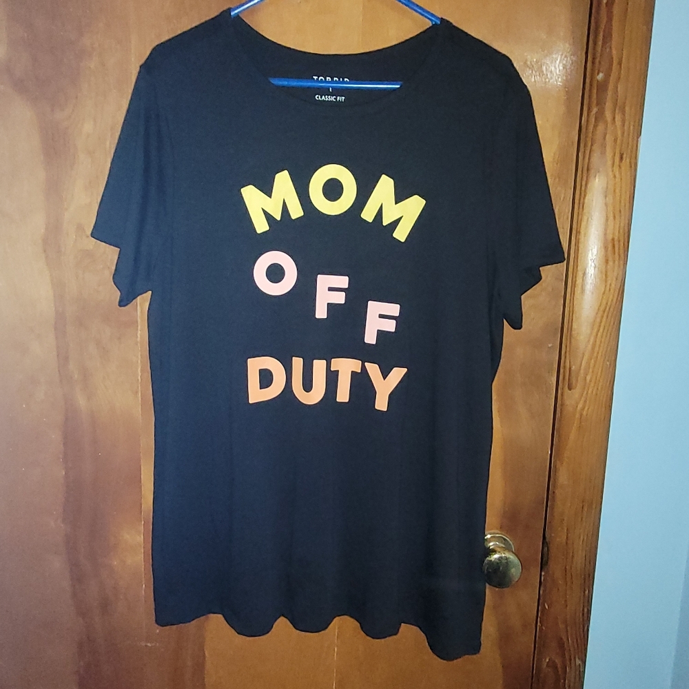 Torrid Black and Yellow Short Sleeve Tee Relaxed Fit